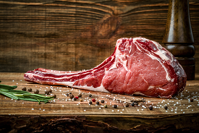 Father’s Day gift ideas tomahawk steak